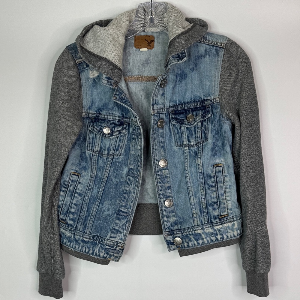 American Eagle Hooded Denim Button Jacket Size Small